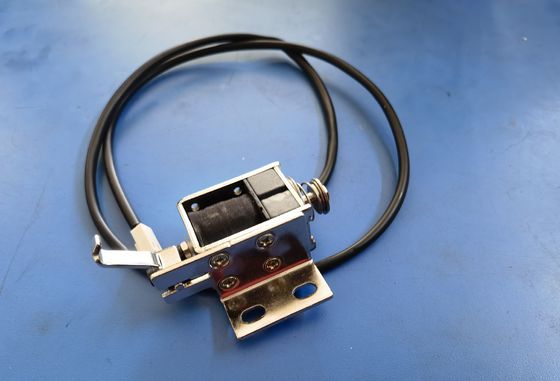Solenoide de salto negro / solenoide de corte para máquina de bordado computadorizada