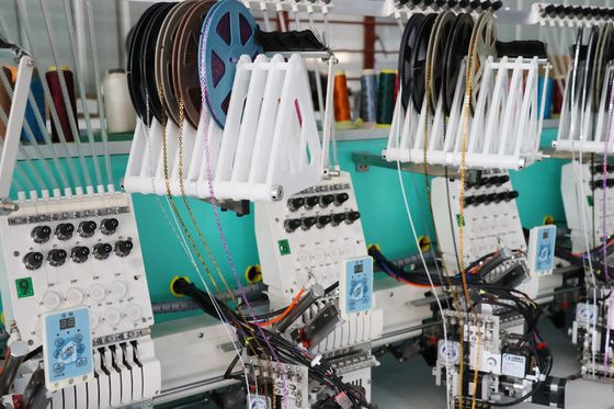Computador 6 Tamanhos Sequins Máquina de bordado 9 Agulhas 20 Cabeças Equipamento de bordado