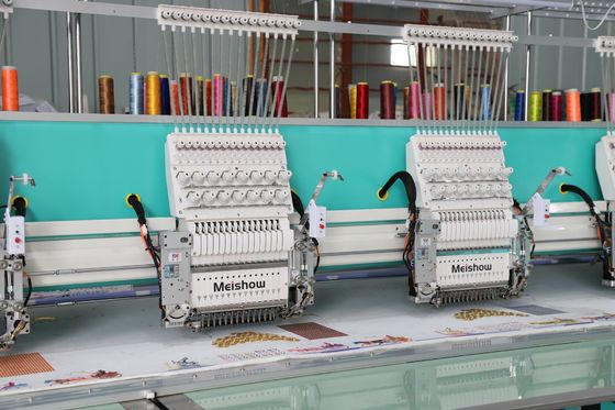 Máquina de bordado de lenços de algodão de alta velocidade de 1200 rpm com 10 cabeças com moldura de alumínio